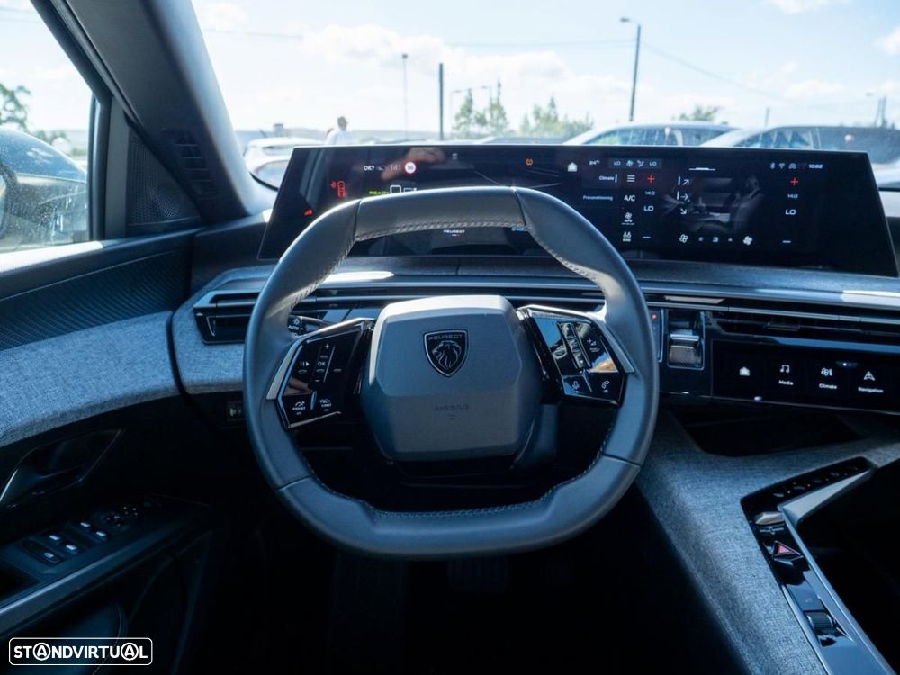 Peugeot E-3008 73 kWh Allure - 30