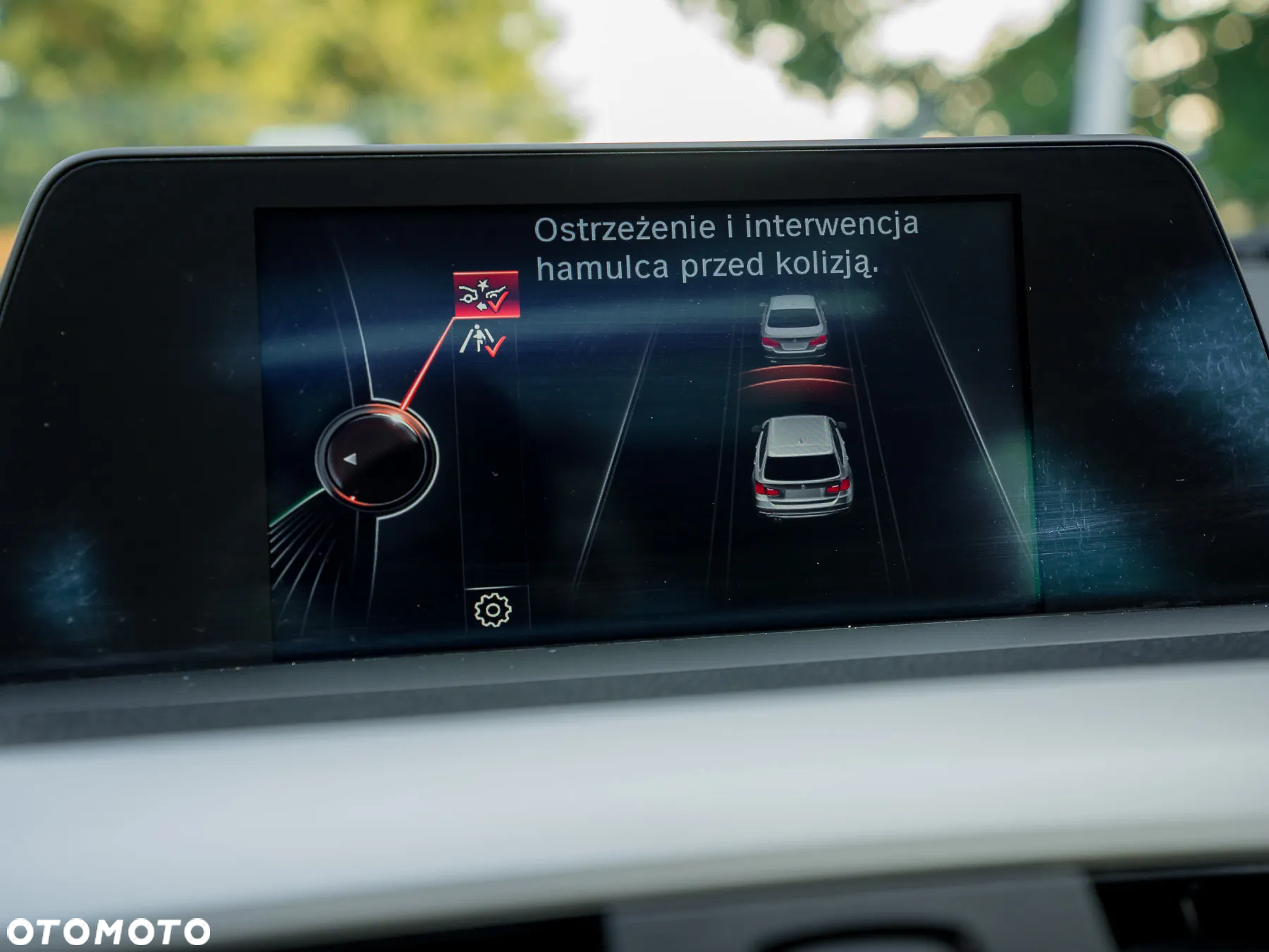 BMW Seria 3 318d xDrive Touring - 35