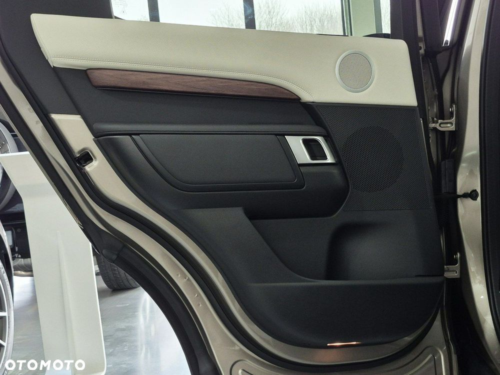 Land Rover Discovery - 23