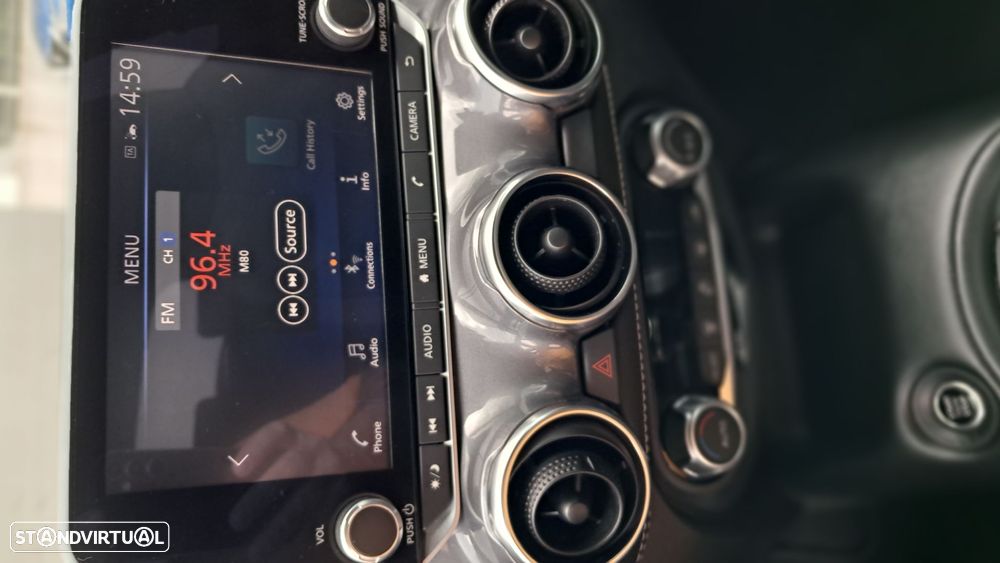 Nissan Juke 1.0 DIG-T N-Connecta Two Tone - 6