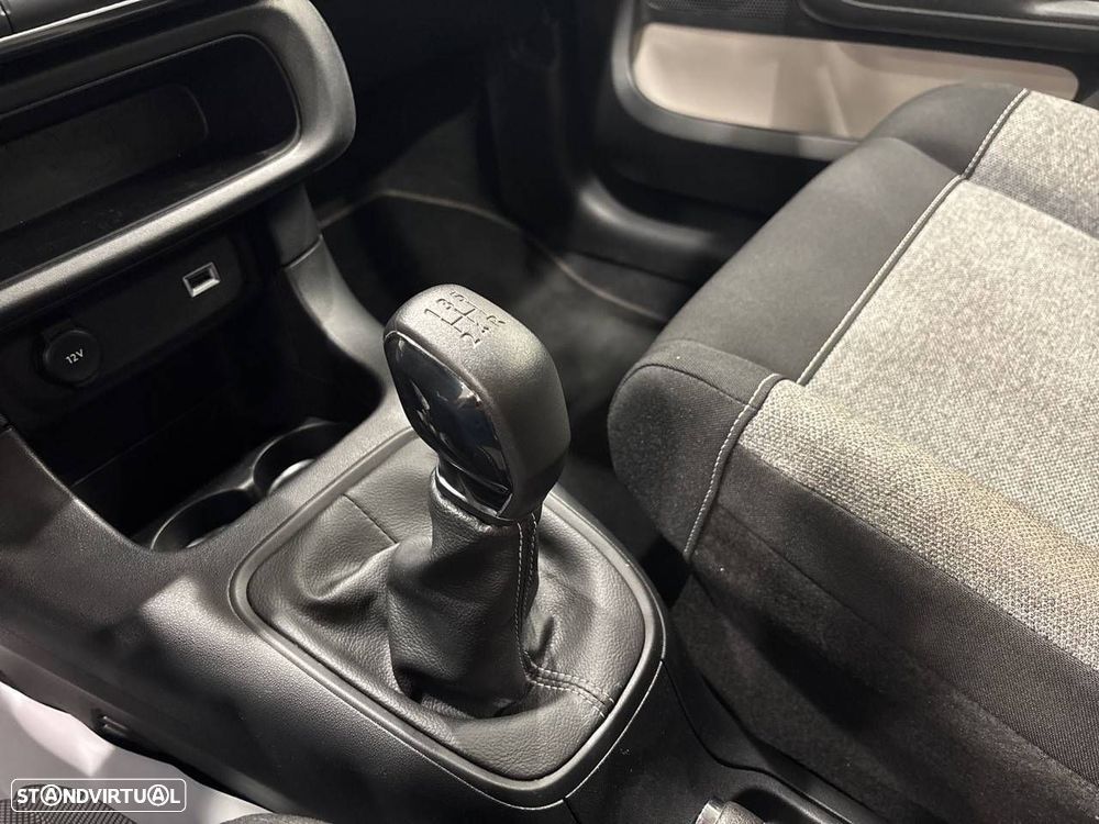 Citroën C3 1.2 PureTech C-Series - 19