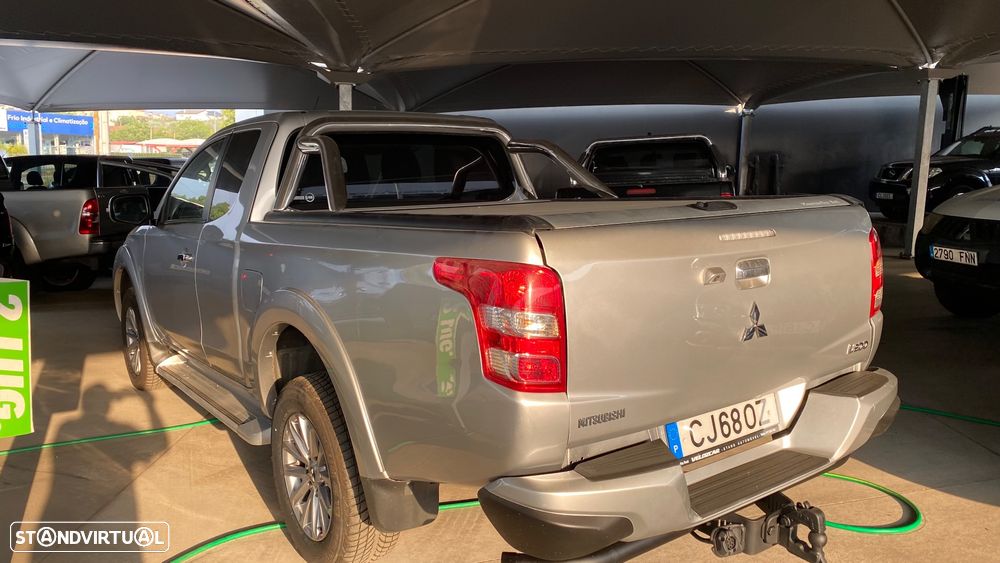 Mitsubishi L200 Pick Up 4x4 S&S Club Cab Diamant Edition - 10