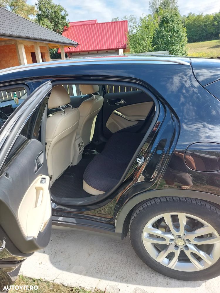 Mercedes-Benz GLA - 5
