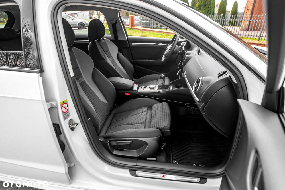Audi A3 Sportback 2.0 TDI quattro S line Sportpaket - 25