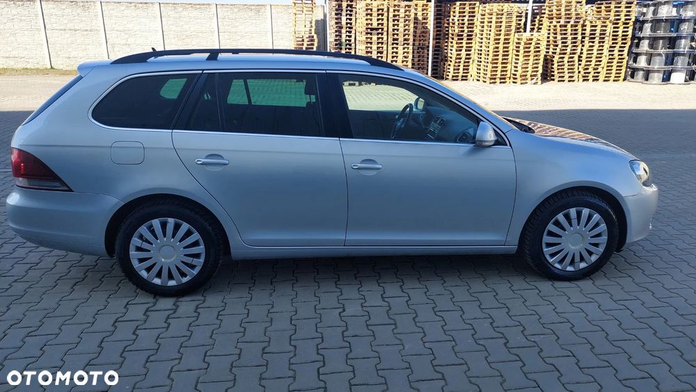 Volkswagen Golf 1.6 TDI Highline - 7