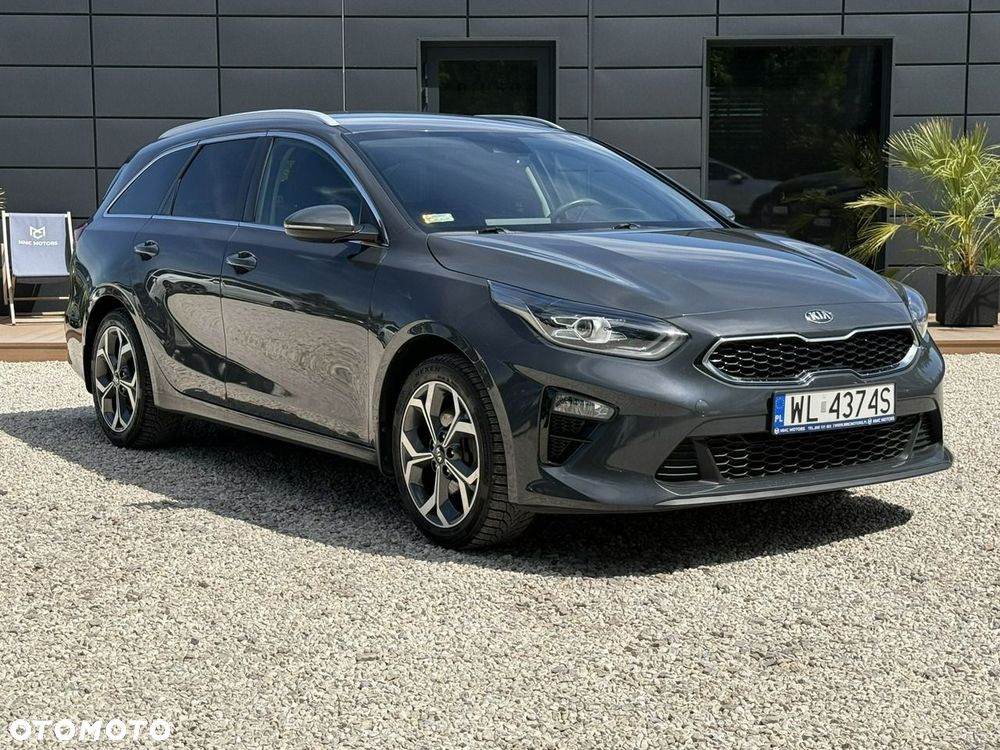 Kia Ceed - 1