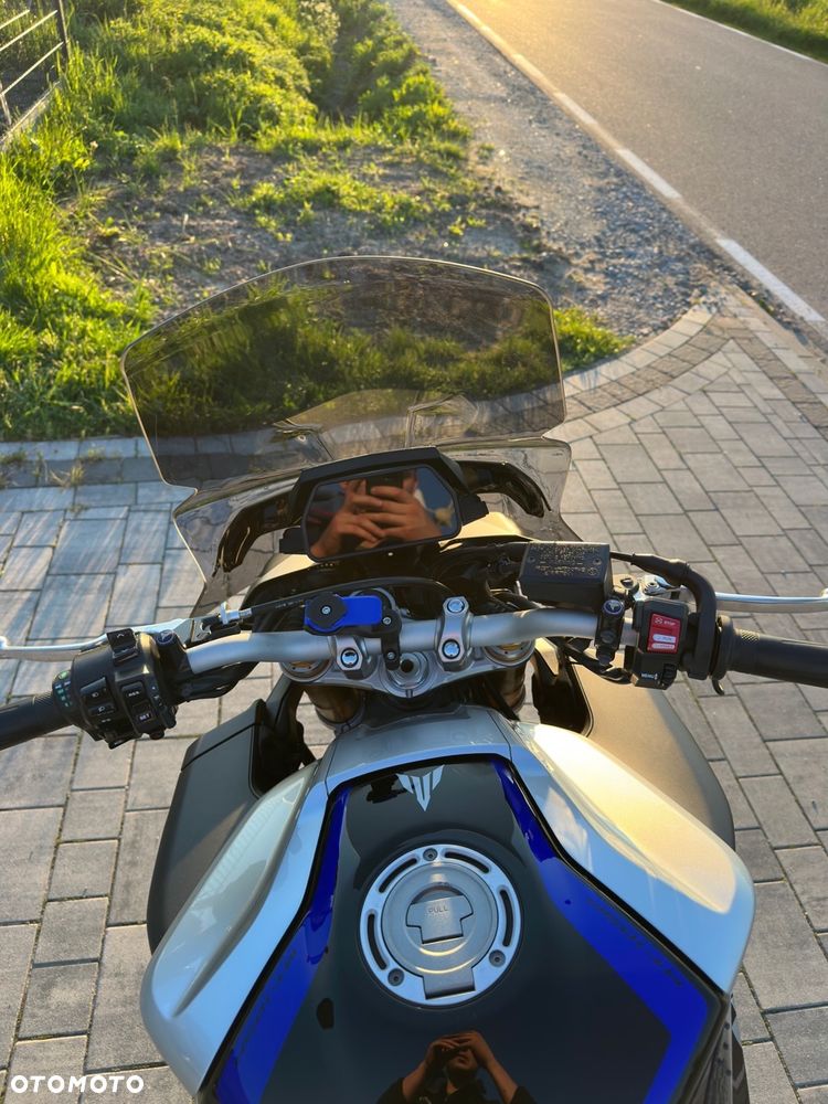 Yamaha MT - 12
