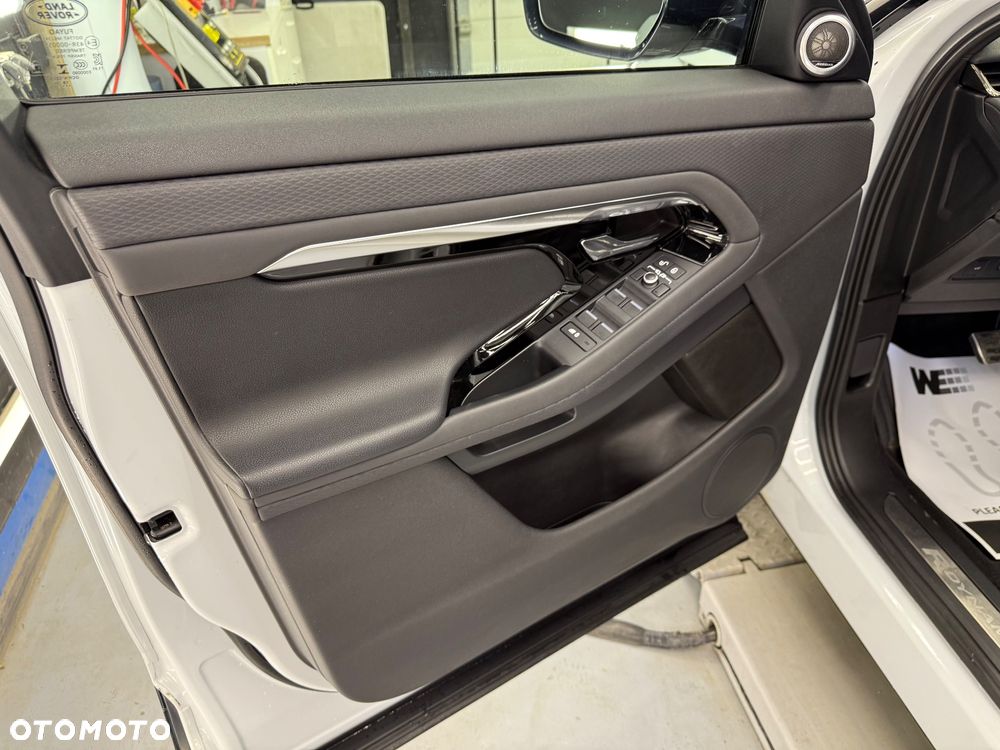 Land Rover Range Rover Evoque D180 R-Dynamic HSE - 21