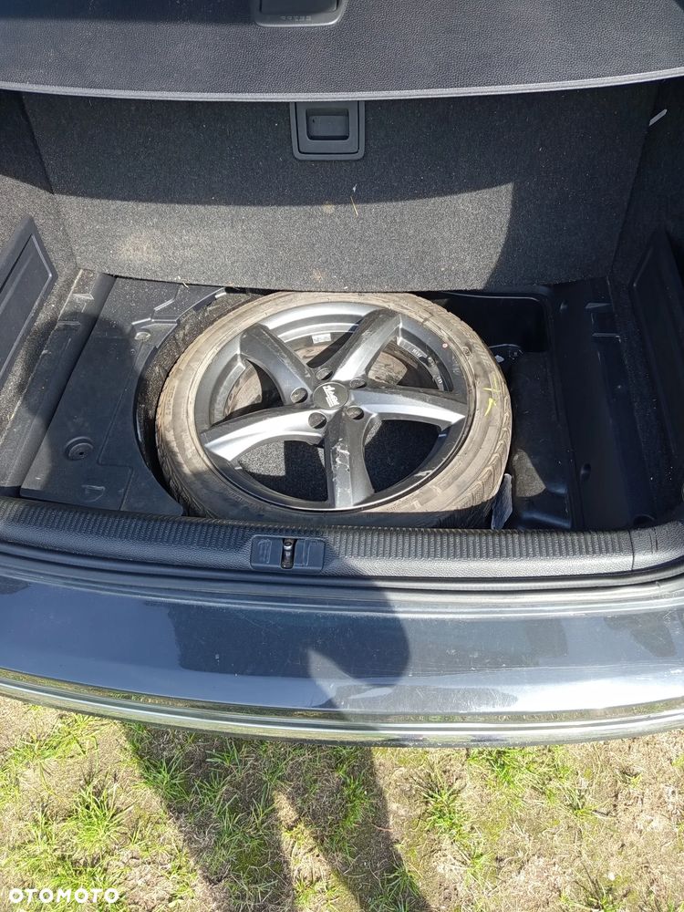 Volkswagen Passat 2.0 TDI DPF DSG 4Motion Comfortline - 11