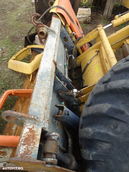 Masca  buldoexcavator New Holland, Fiat Hitachi - 5