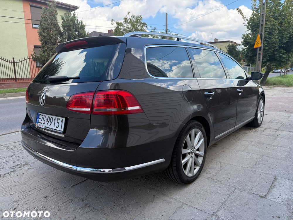 Volkswagen Passat 2.0 TDI Highline DSG - 6