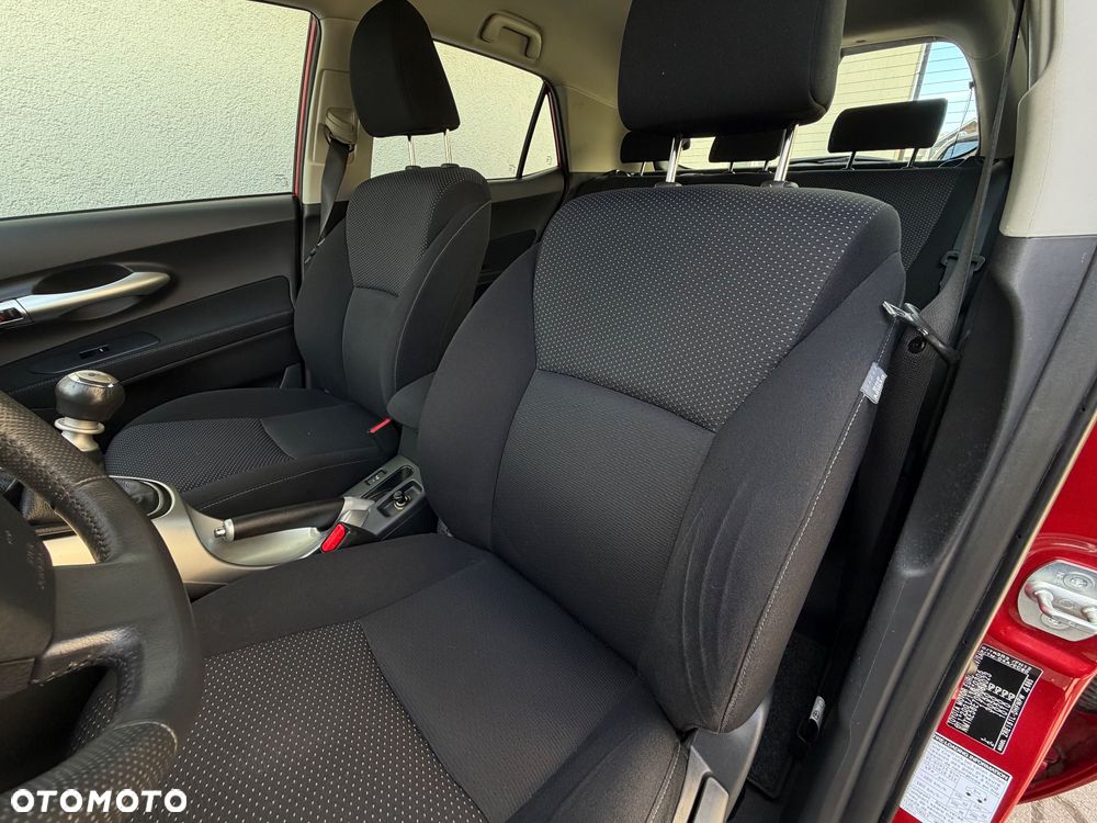 Toyota Auris 1.6 Sol - 21
