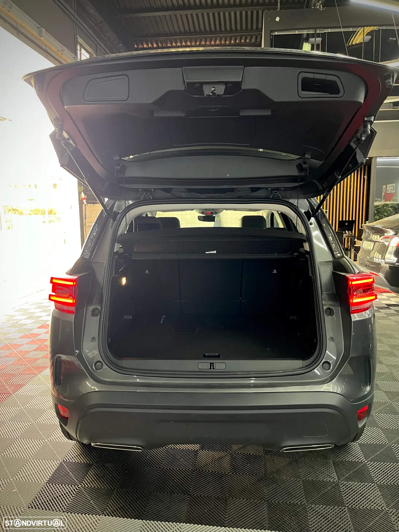 Citroën C5 Aircross 1.6 Hybrid Shine Pack e-EAT8 - 6