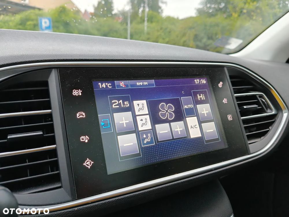 Peugeot 308 130 e-THP Stop & Start Allure - 28