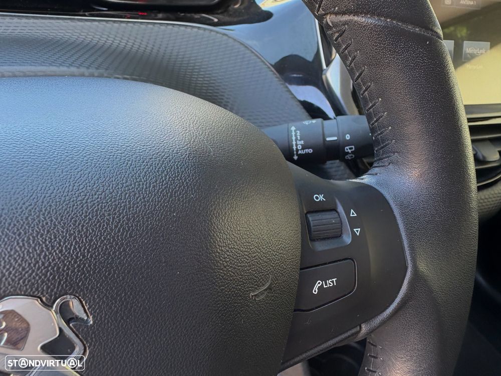 Peugeot 208 1.6 BlueHDi Style - 27