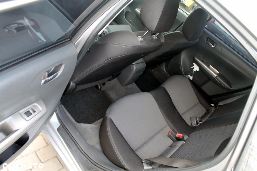 Subaru Impreza - 12