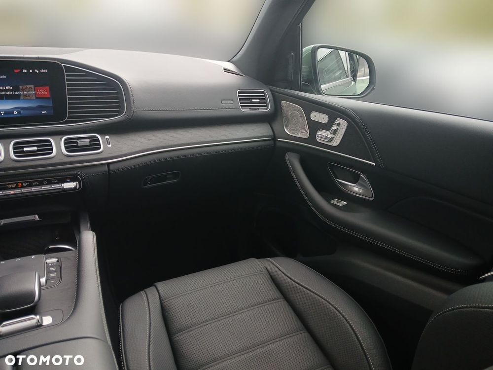 Mercedes-Benz GLS - 18