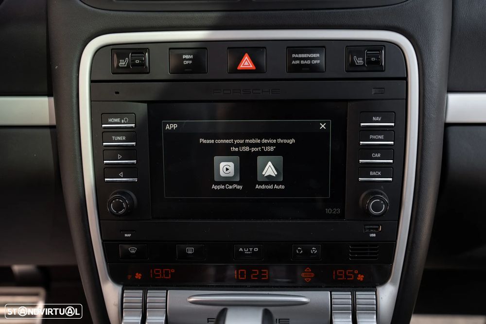 Porsche Cayenne Turbo - 38