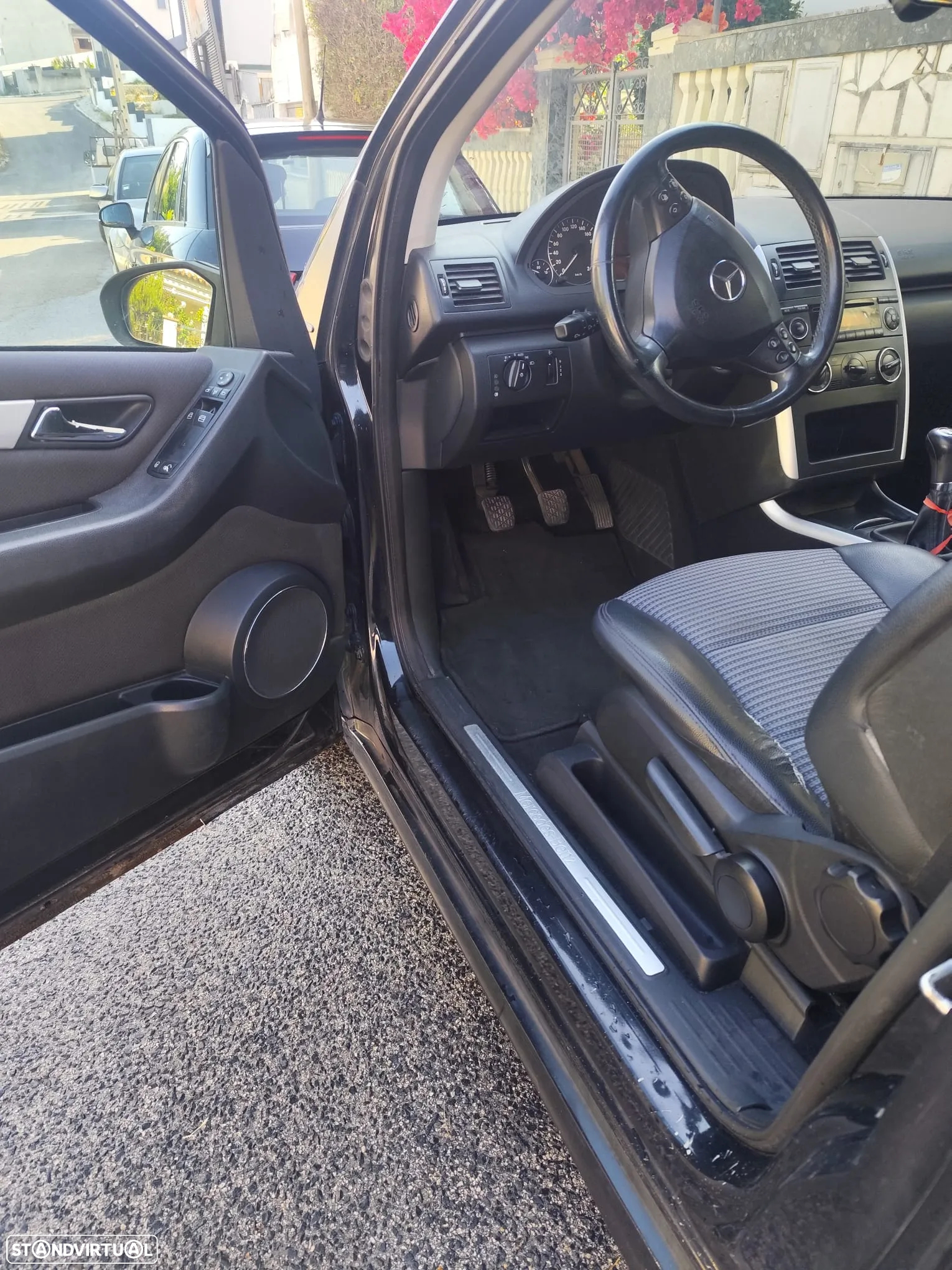 Mercedes-Benz A 150 Coupé Avantgarde - 9