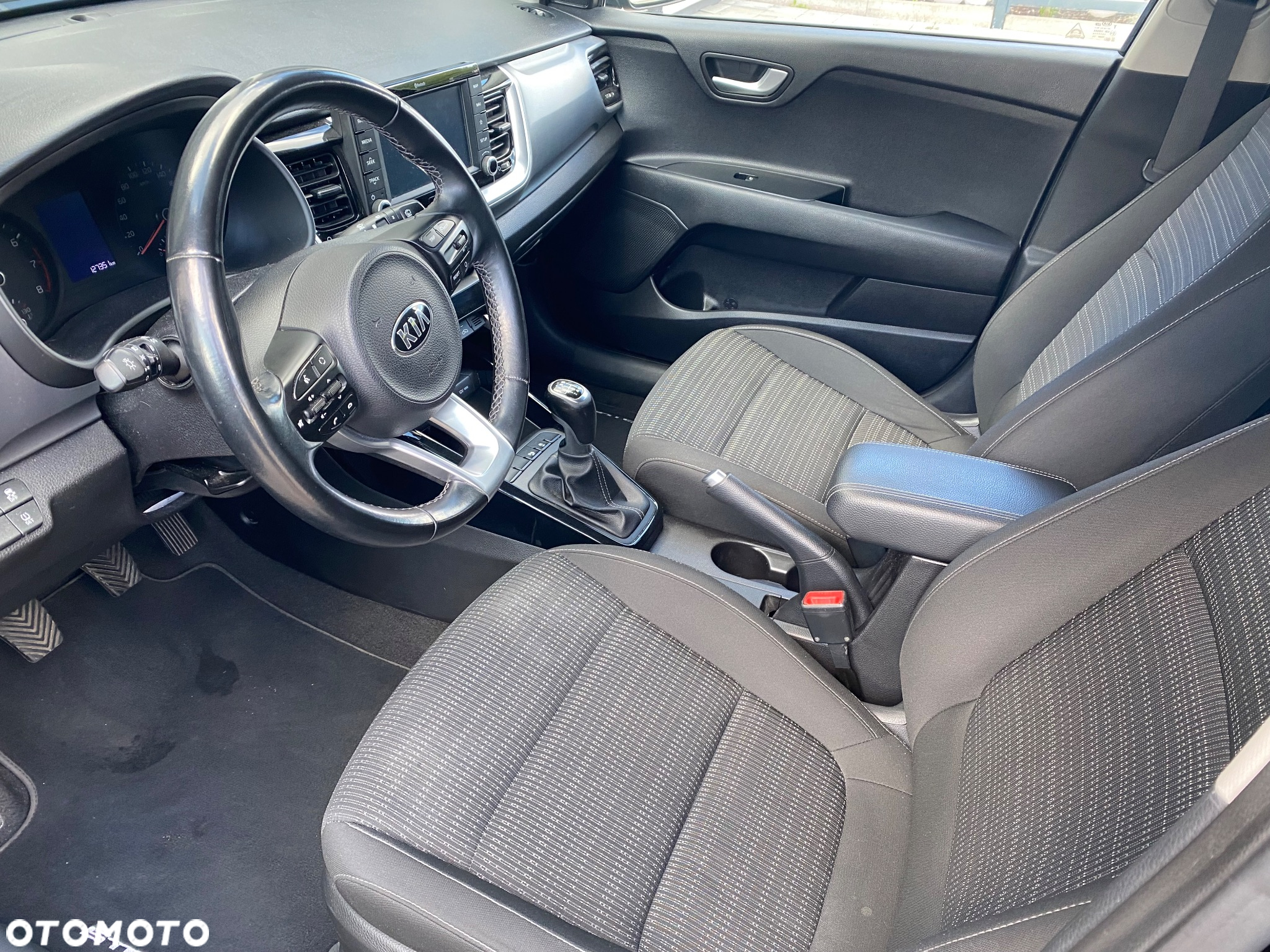Kia Stonic 1.0 T-GDI M - 26