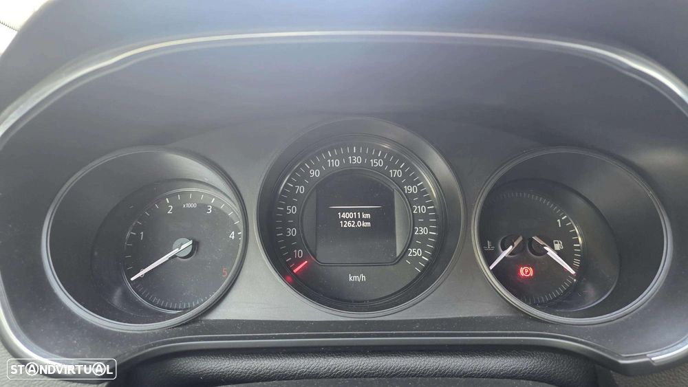 Renault Mégane Sport Tourer - 13