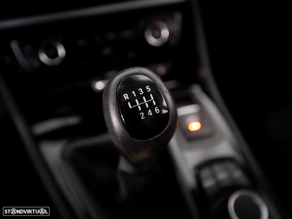 BMW 216 Gran Tourer d 7L Advantage - 25