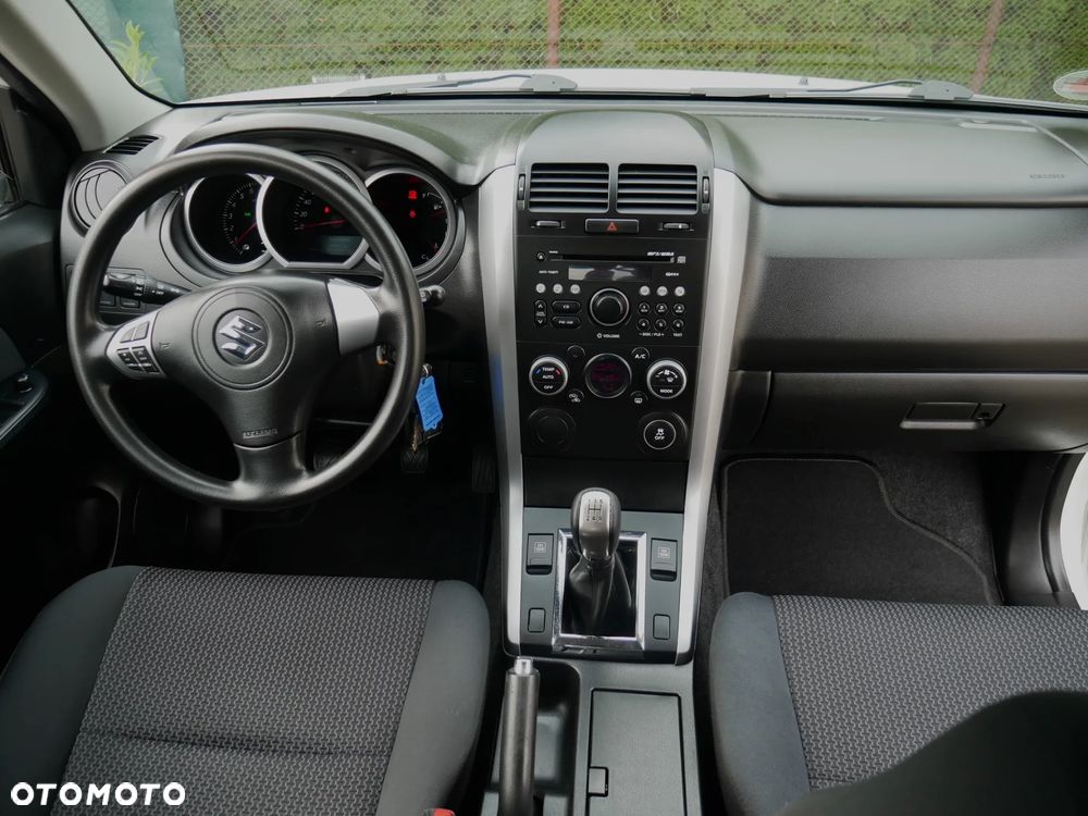 Suzuki Grand Vitara 1.6 City - 22
