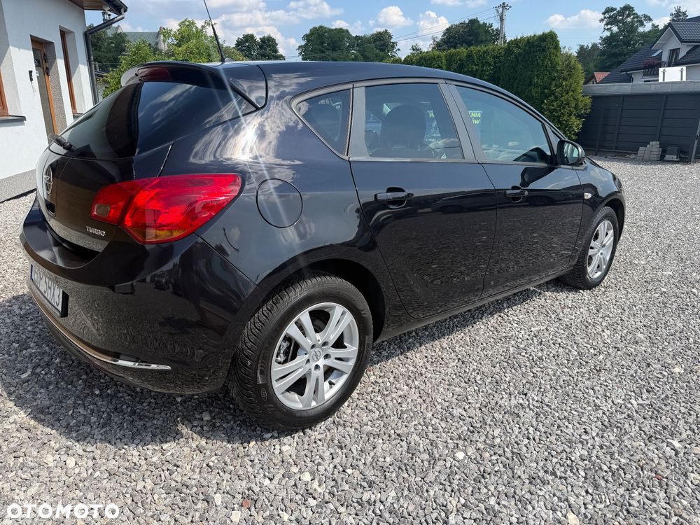 Opel Astra 1.4 T Cosmo - 24