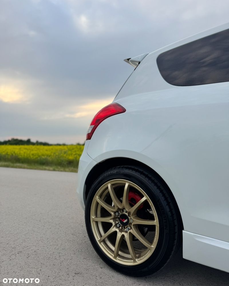 Suzuki Swift - 5