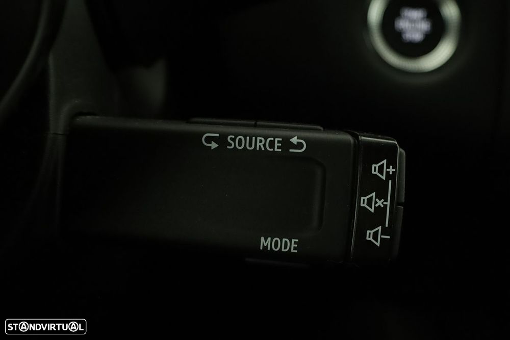 Renault Captur 1.0 TCe Techno Bi-Fuel - 19