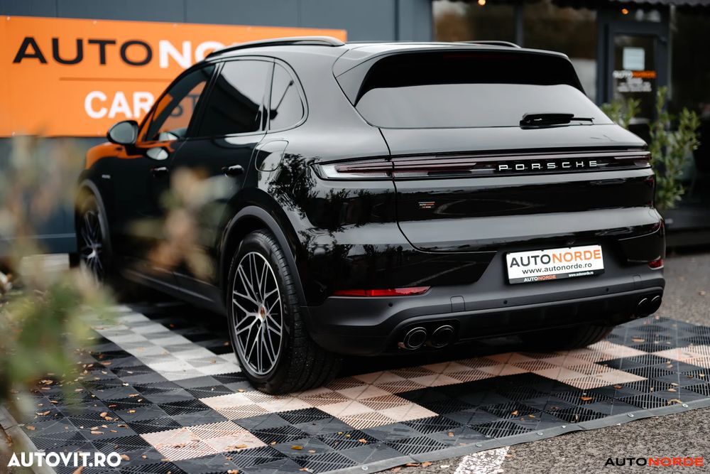 Porsche Cayenne E-Hybrid Tiptronic S - 8