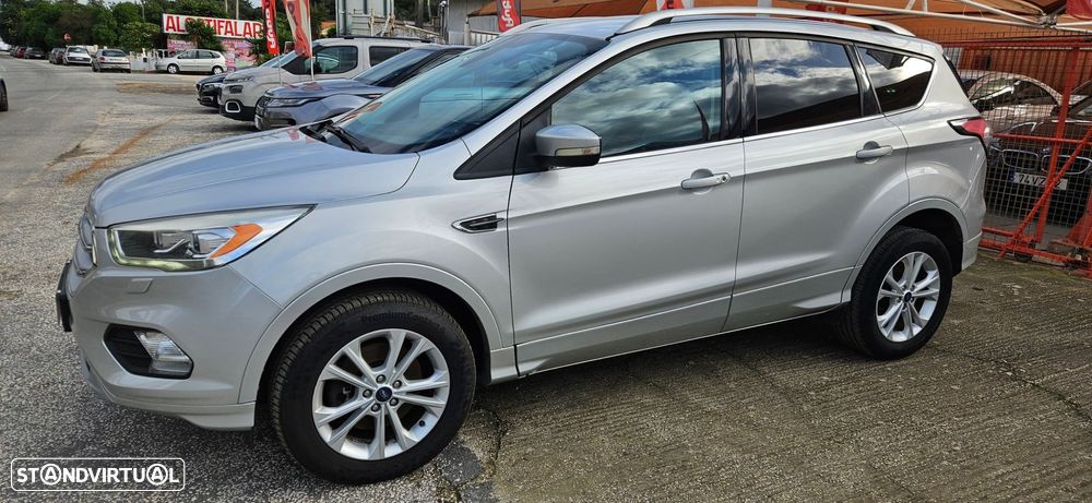 Ford Kuga 1.5 TDCi Titanium - 10