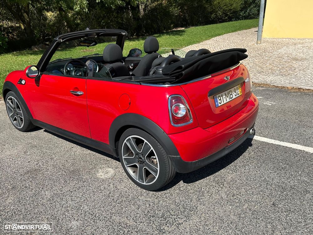 MINI Cabrio Cooper D - 11
