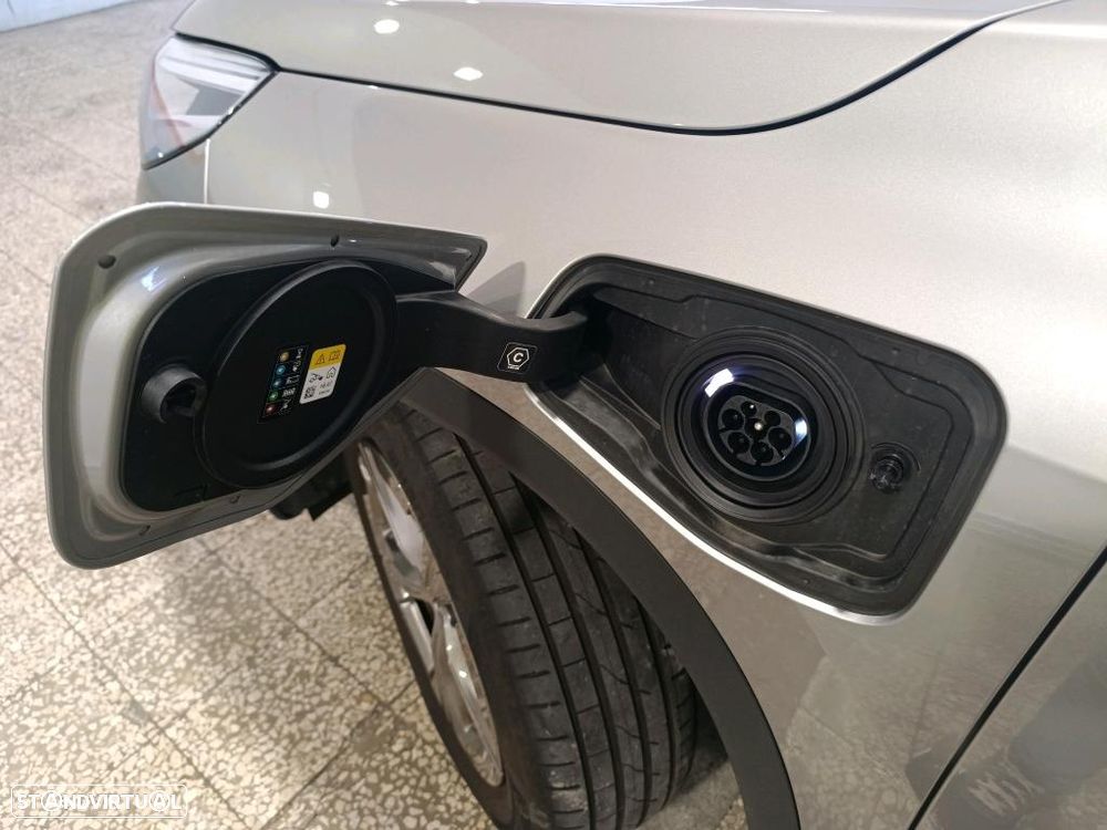 BMW X1 xDrive25e - 11