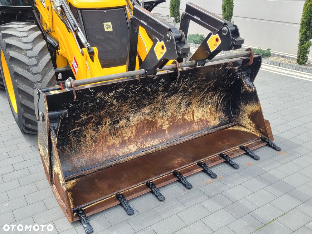JCB 4CX / dżojstik / 4400h / bogate wyposażenie / sprowadzona / - 12