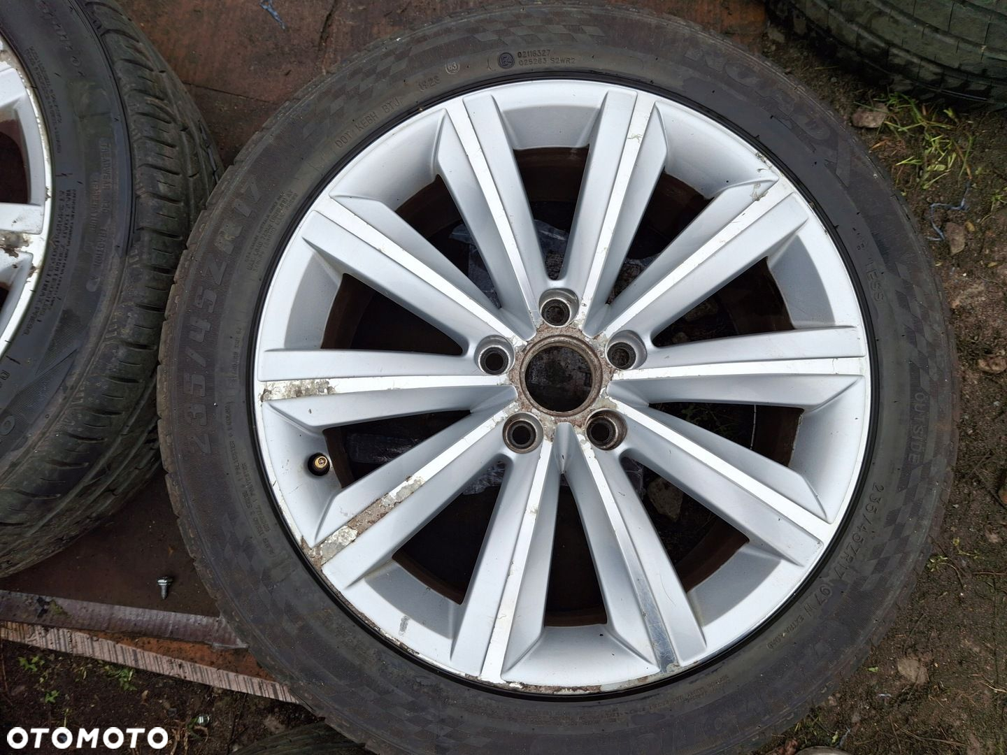 VW PASSAT B7 KOŁA 17 FELGI ALUMINIOWE 3AA601025F ET47 7,5Jx17 OPONY - 4