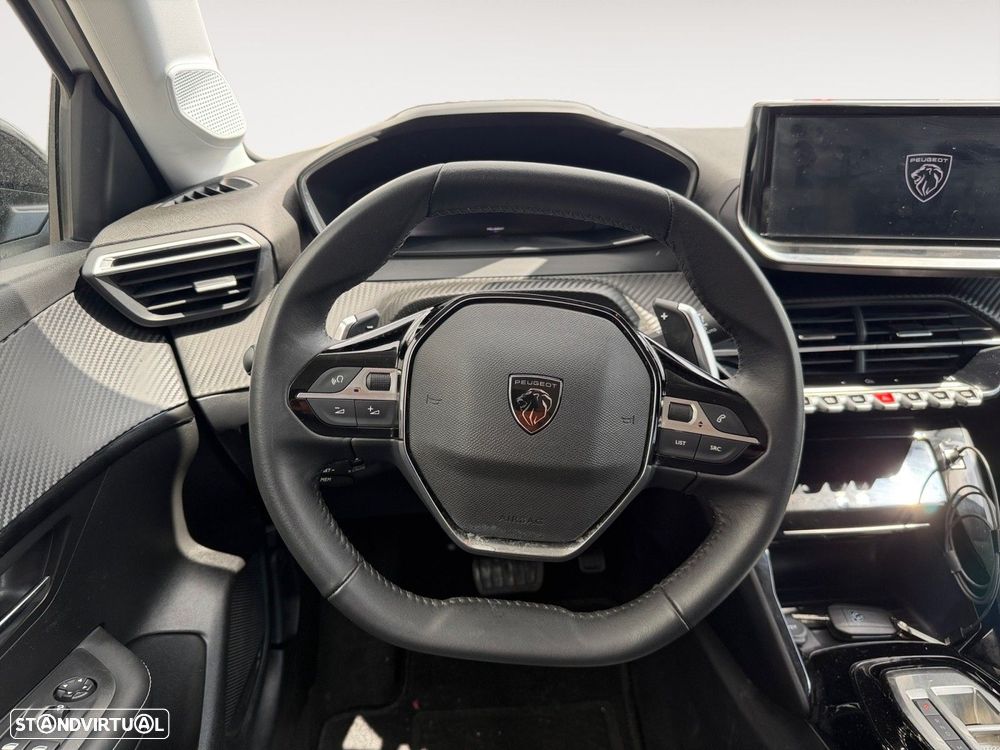 Peugeot 208 1.2 Hybrid Allure e-DCS6 - 12