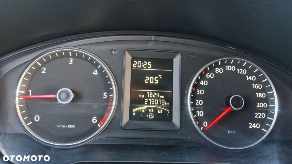 Volkswagen Transporter Doka Kurz Trendline - 11