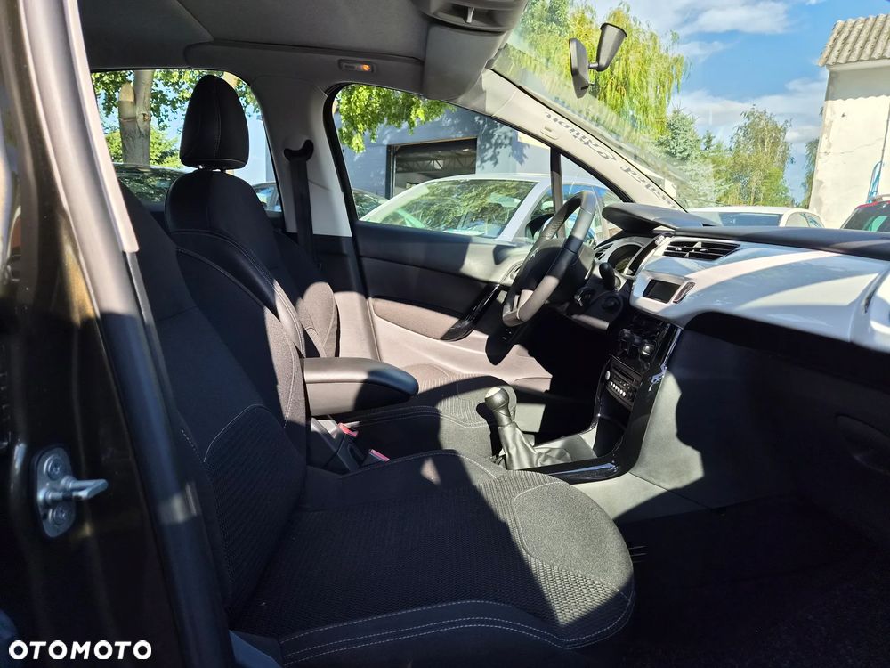 Citroën C3 e-HDi 90 FAP Exclusive - 17