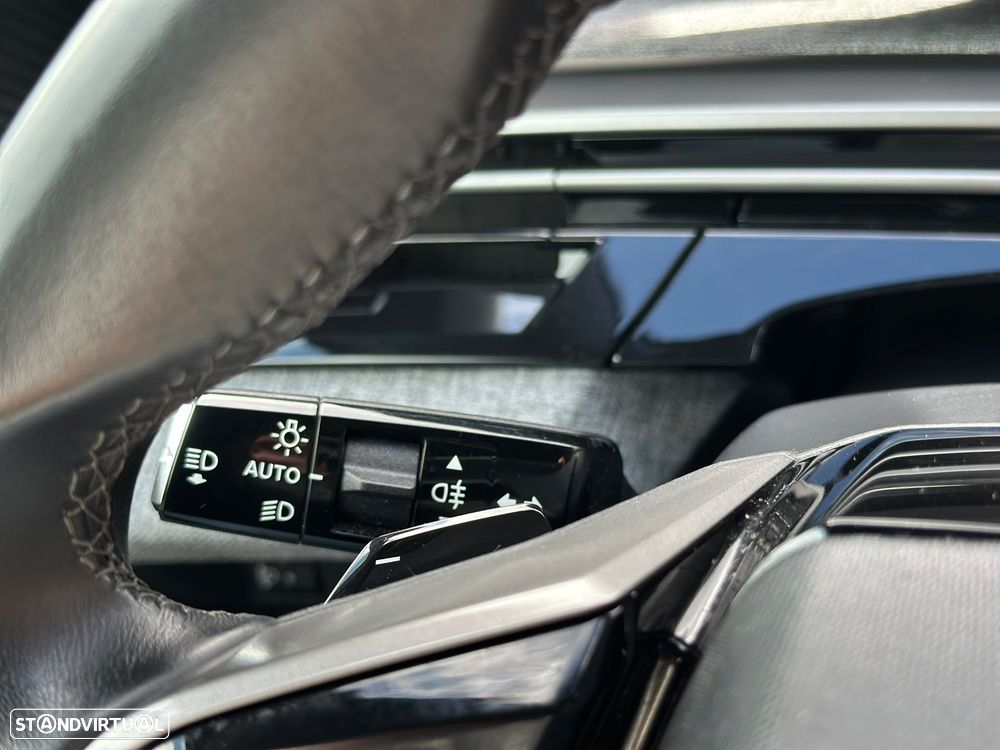 Peugeot 3008 1.2 Hybrid Allure Pack e-DCS6 - 28