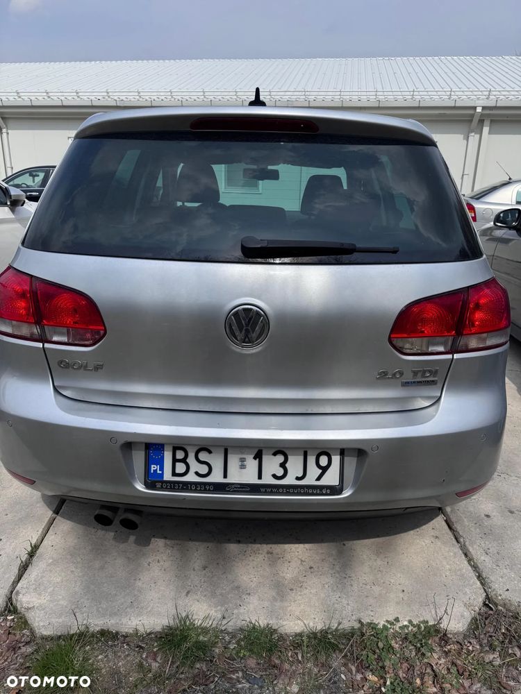 Volkswagen Golf 2.0 TDI DPF BlueMotion Technology MATCH - 9