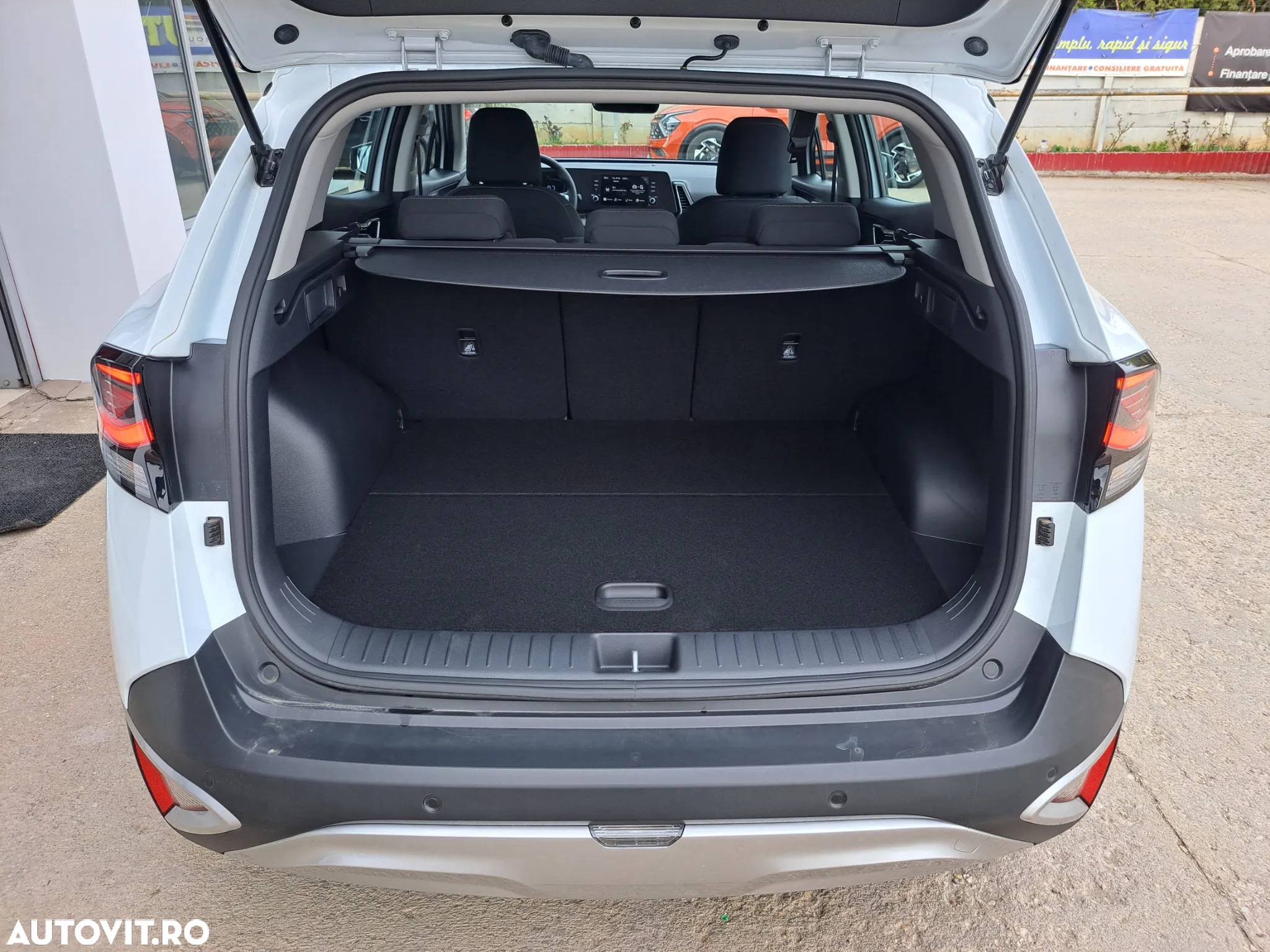 Kia Sportage 1.6 T-GDI MHEV 7DCT HP 4x2 Urban - 18