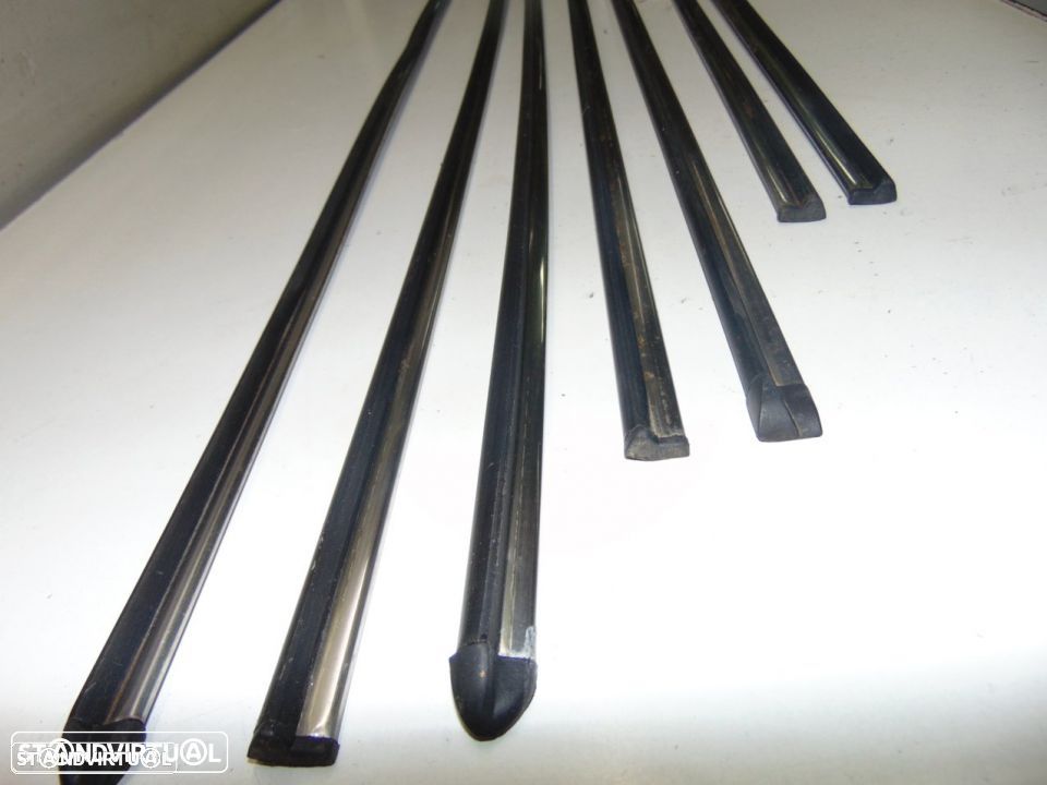 VW Golf MK I - frisos laterais - 3