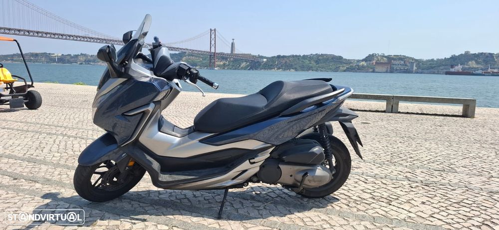Honda Forza - 1