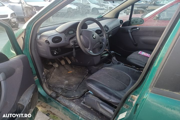 Motoras macara geam fata dreapta A1698201642 Mercedes-Benz A-Class W1 - 10