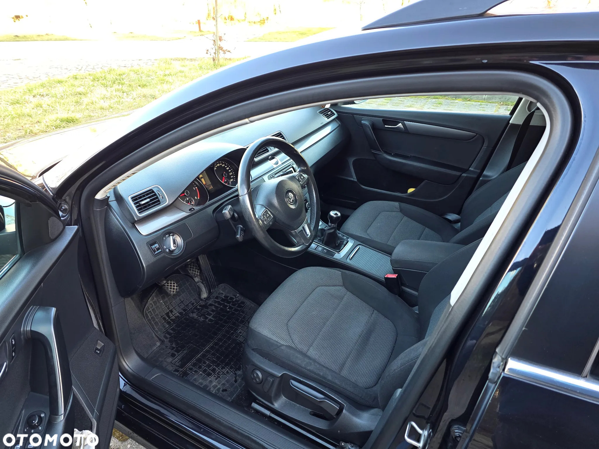 Volkswagen Passat 2.0 TDI Comfortline - 21