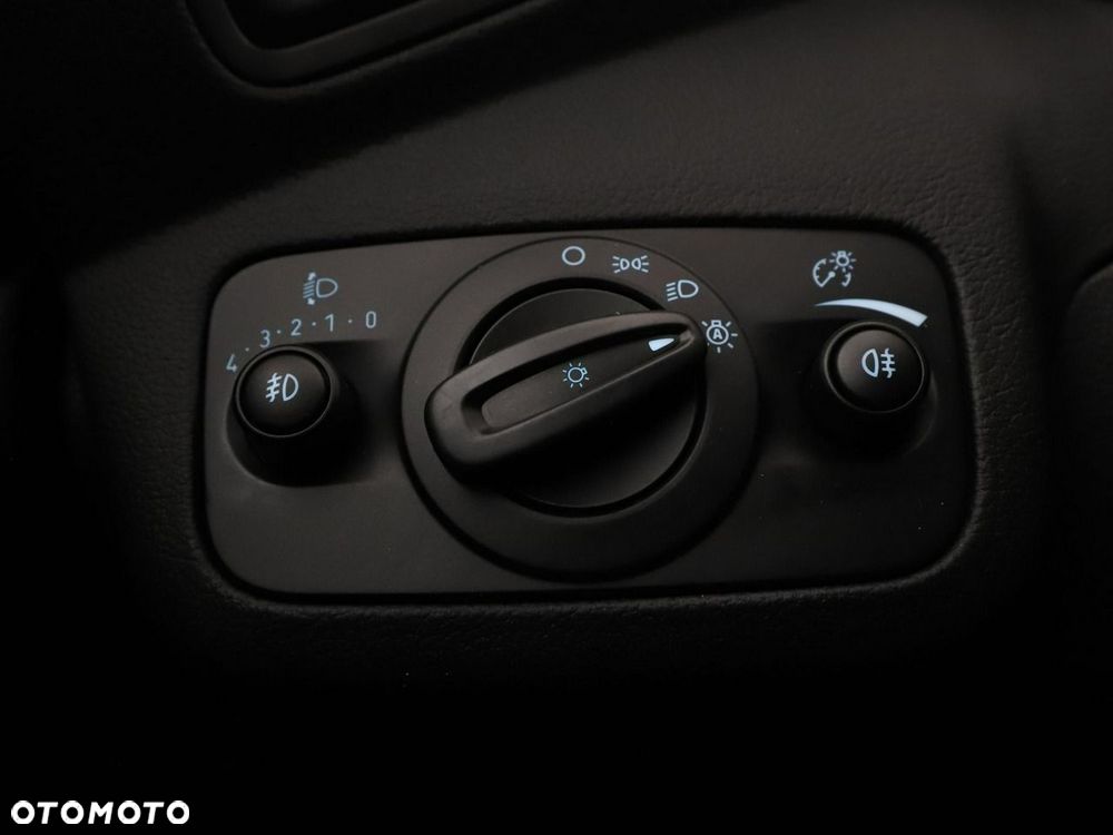 Ford Kuga 1.5 EcoBoost 2x4 Trend - 32