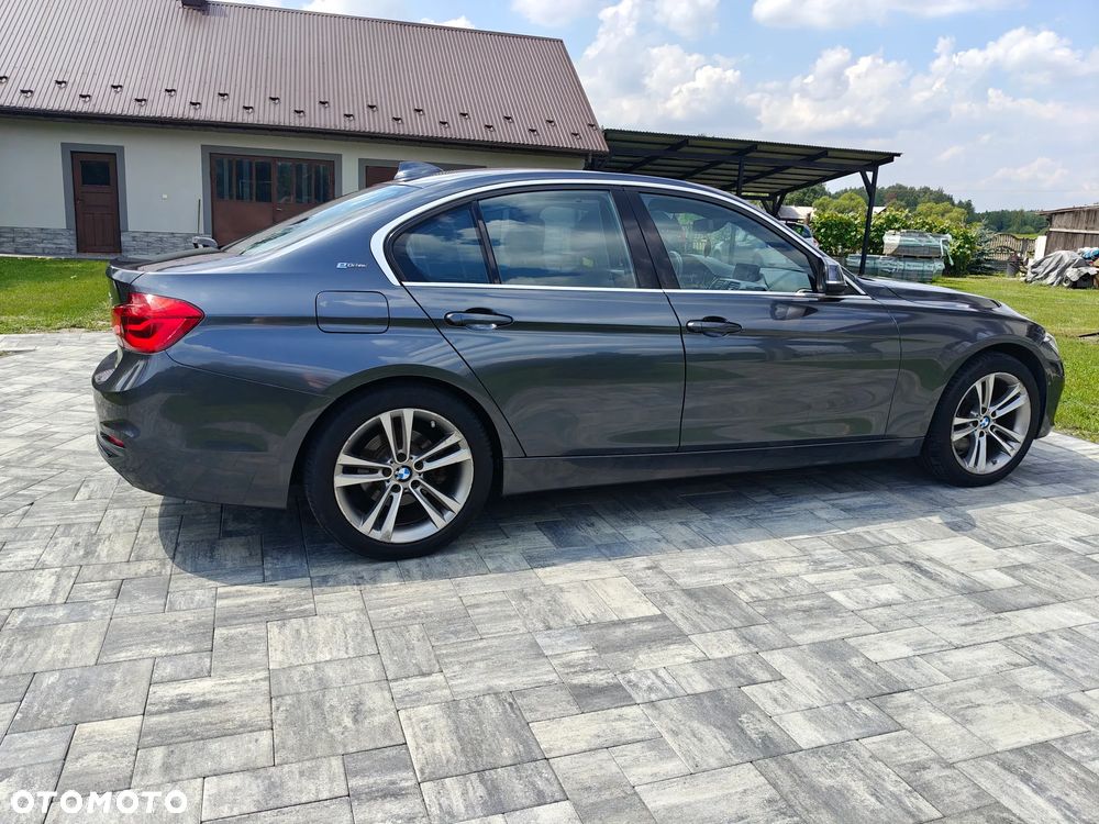 BMW Seria 3 330e iPerformance Luxury Line - 6