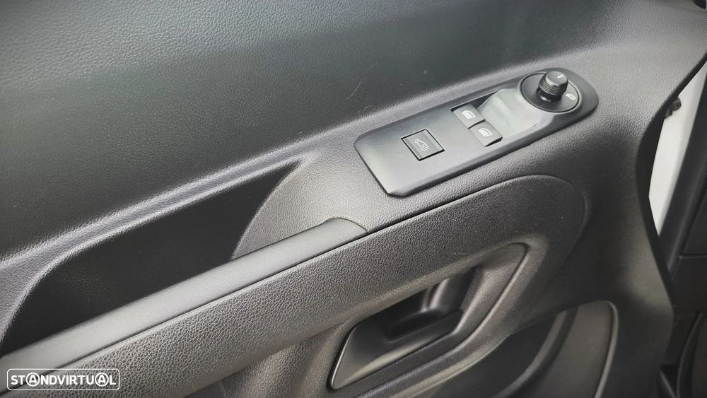 Peugeot PARTNER 1.5 BLUEHDI PRO - 16