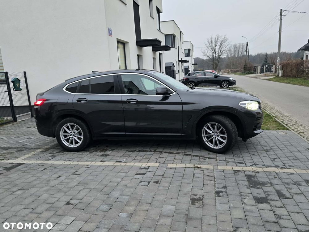 BMW X4 xDrive20i sport - 4
